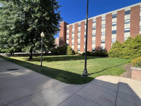 Image of Lycoming Lawn from Commons